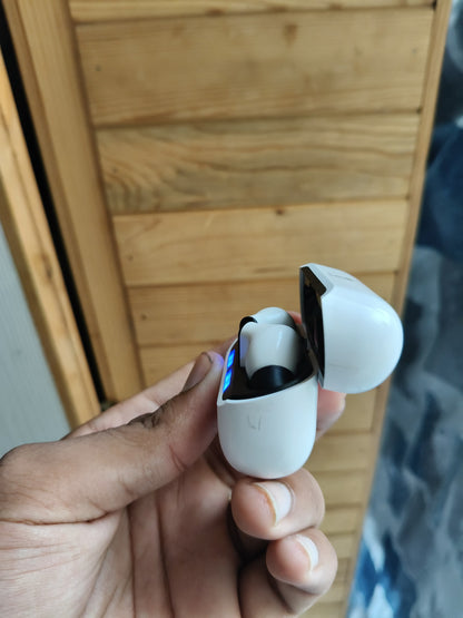 🤖 RoboBuds Wireless Earbuds with ENC